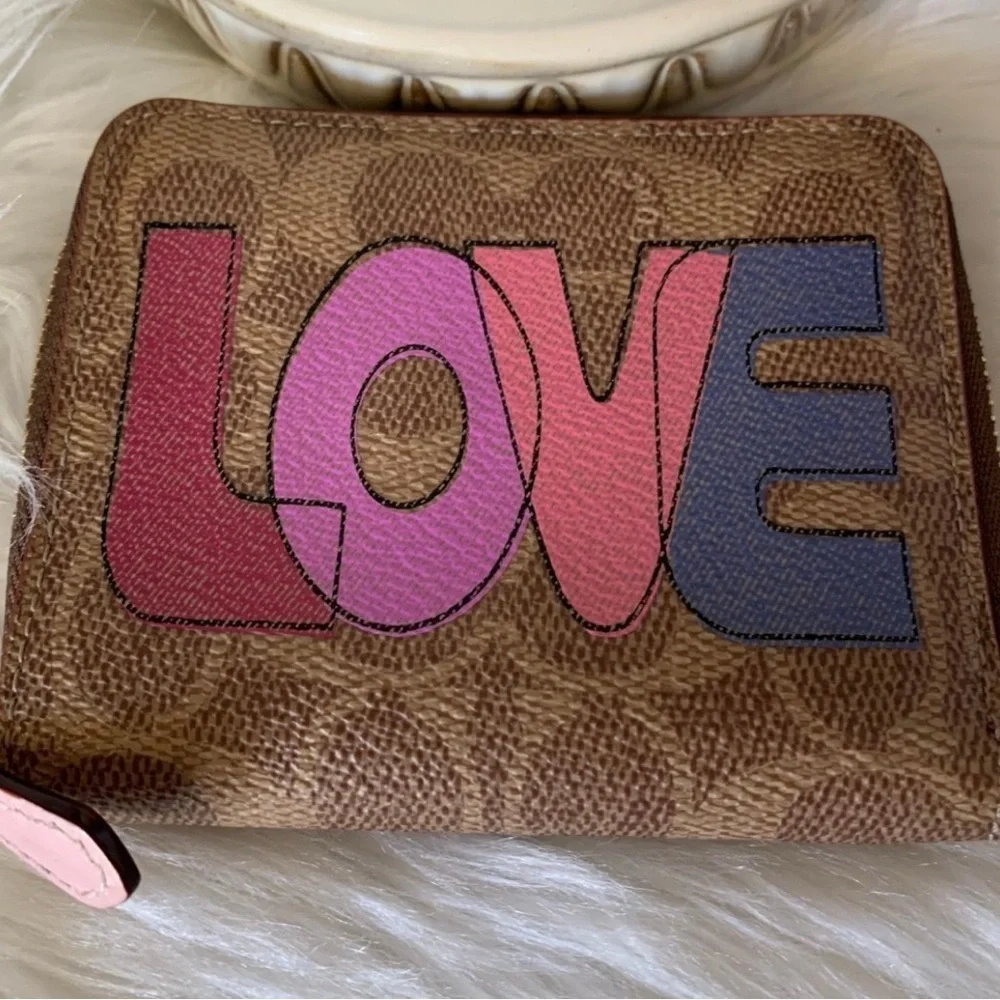 RARE Coach Small Zip Wallet in Signature Canvas With Love Print